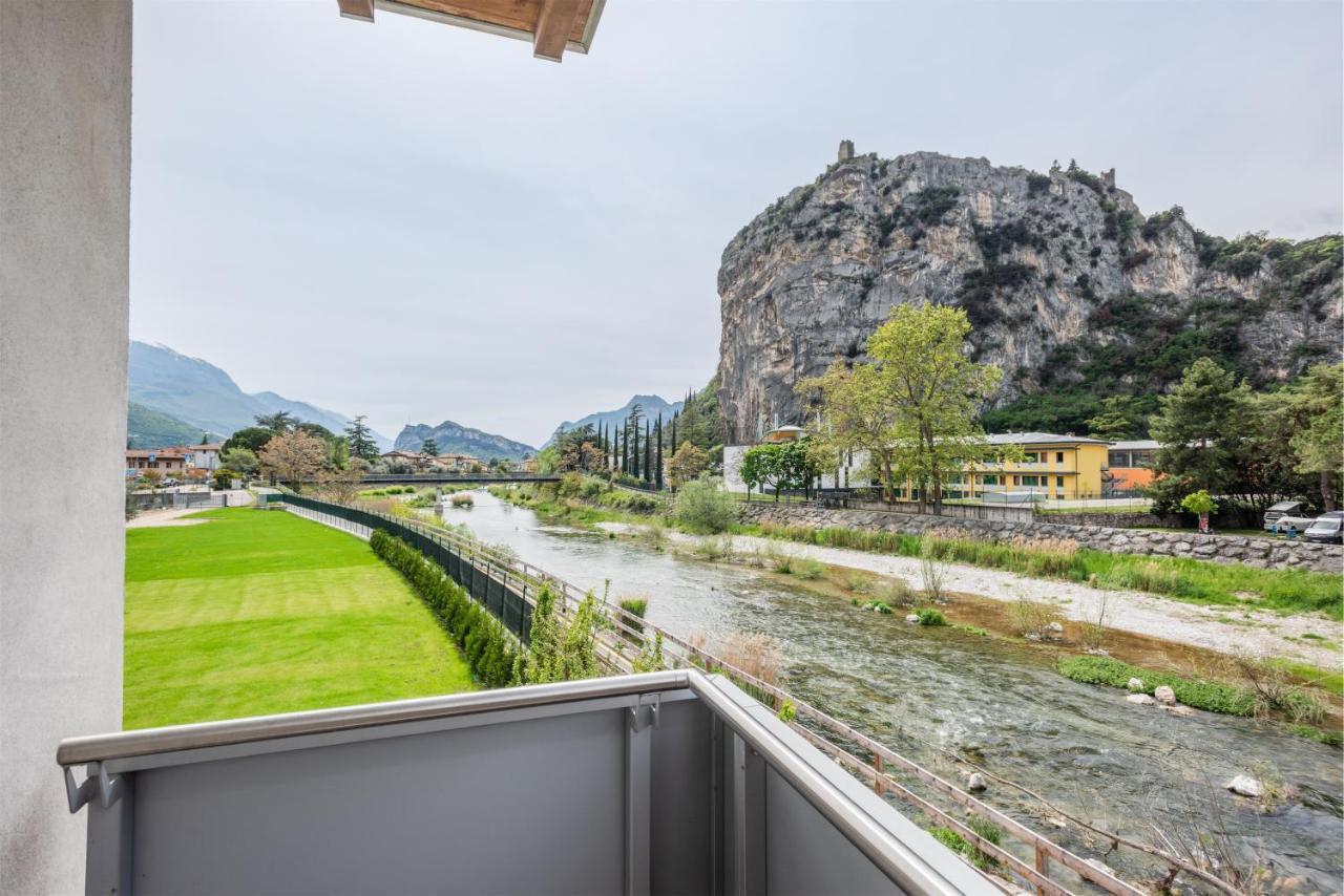 Casa Flavia, Mountains & River Arco Exteriör bild